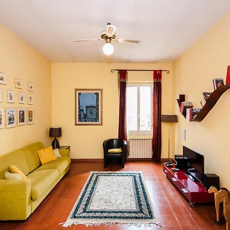 Vatican Penthouse Near S.peter's Square アパート
